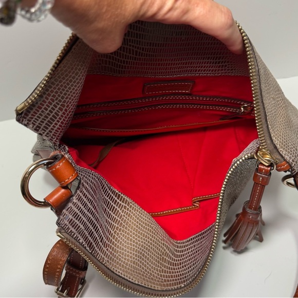 Dooney & Bourke snake skin bag with natural leather trim - Picture 10 of 13